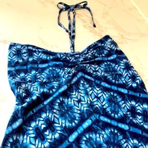 Patagonia high/low hem halter dress that can double as a skirt! Size XS.
